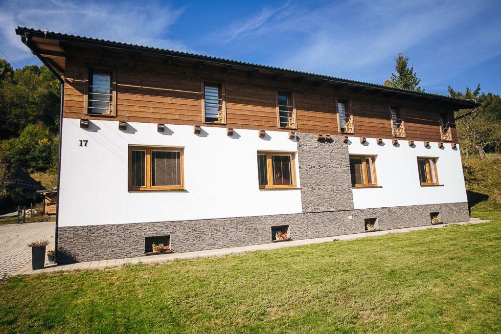 Apartmany Pri Jaskyni - Bystra Exterior photo
